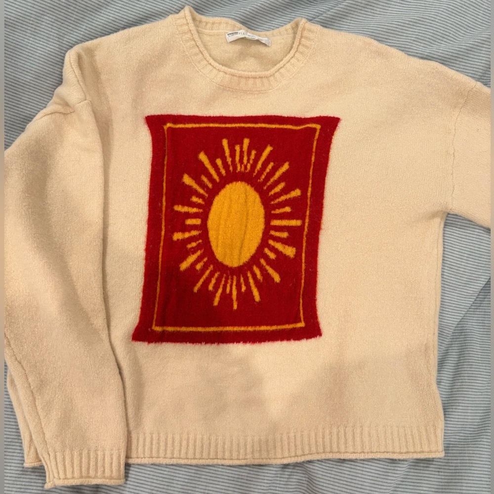 Sun Pullover Sweater (Flat White brand) - Picture 2 of 9